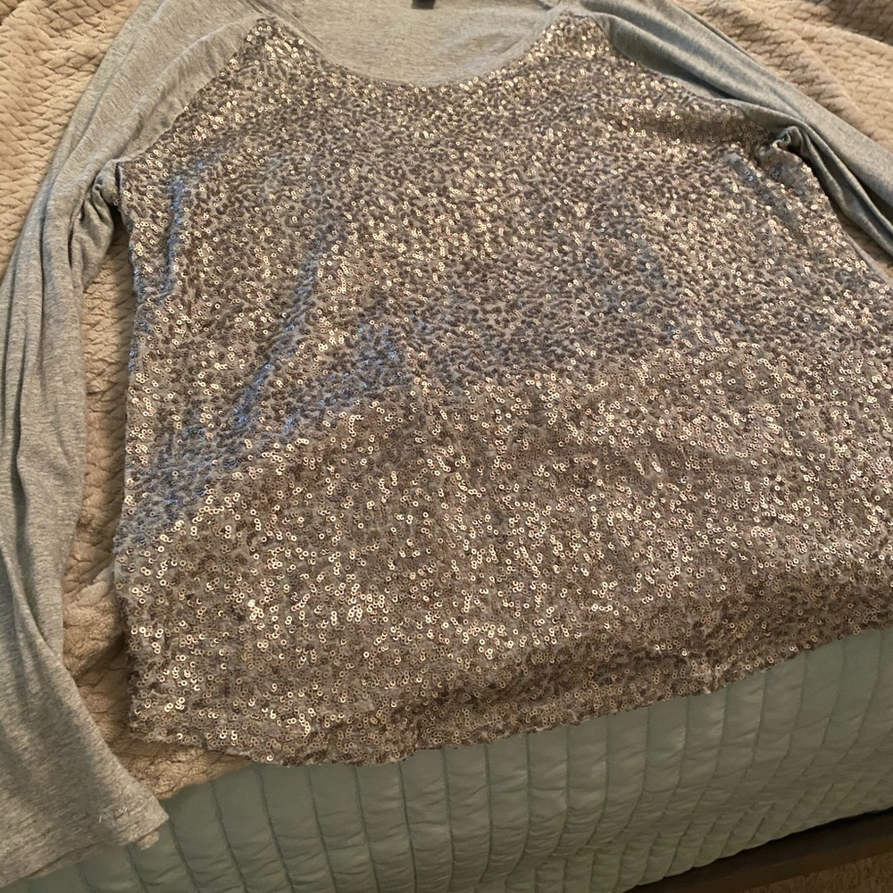 Women’s sparkle top